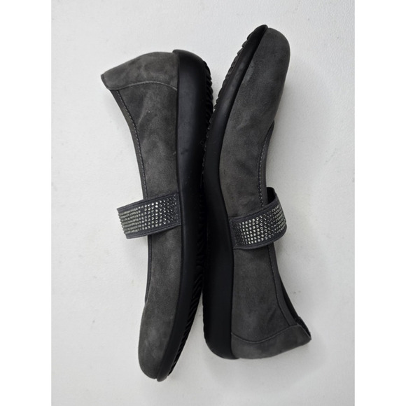 Vionic By Orthaheel Days Fern Mary Jane Flat Women's 9 Grey Suede Embellished - Picture 4 of 9